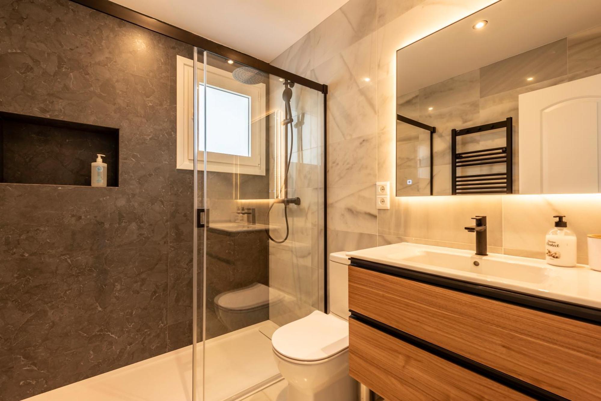 Alcazaba Beach Apartment Estepona Eksteriør bilde