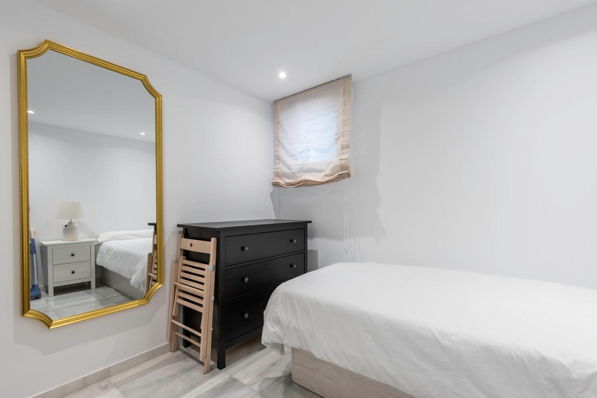 Alcazaba Beach Apartment Estepona Eksteriør bilde